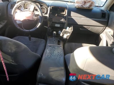 Zdjęcie 8 z 12 samochodu: 2009 DODGE CHARGER VIN:2B3KA43V69H578201 - miniatura