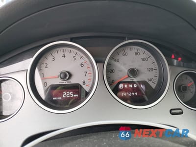 Zdjęcie 9 z 17 samochodu: 2011 VOLKSWAGEN ROUTAN SE VIN:2V4RW3DG2BR789605 - miniatura