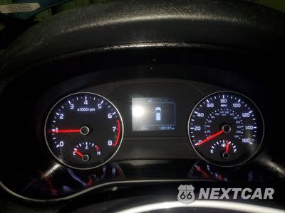 Zdjęcie 9 z 16 samochodu: 2017 KIA SPORTAGE EX VIN:KNDPNCACXH7245773 - miniatura