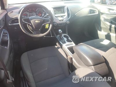Zdjęcie 8 z 13 samochodu: 2018 CHEVROLET CRUZE LS VIN:1G1BC5SM7J7147527 - miniatura