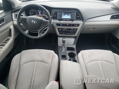 Zdjęcie 8 z 12 samochodu: 2015 HYUNDAI SONATA SE VIN:5NPE24AF3FH170682 - miniatura