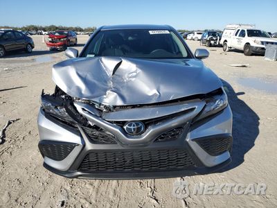 Piąte zdjęcie samochodu w środku: 2024 TOYOTA CAMRY SE NIGHT SHADE VIN:4T1G11AK0RU888123 - miniatura