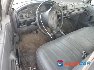 Zdjęcie 8 z 13 samochodu: 1997 FORD F350 VIN:3FEKF37F6VMA30196 - miniatura