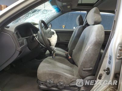 Zdjęcie 7 z 14 samochodu: 2002 HYUNDAI ELANTRA GLS VIN:KMHDN45D12U444923 - miniatura