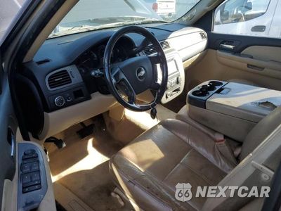Zdjęcie 8 z 13 samochodu: 2008 CHEVROLET TAHOE C1500 VIN:1GNFC13C28J179085 - miniatura
