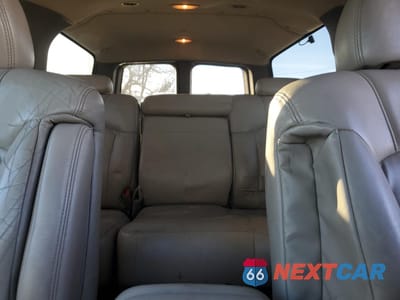 Zdjęcie 10 z 13 samochodu: 2000 CHEVROLET SUBURBAN K1500 VIN:3GNFK16T1YG119668 - miniatura
