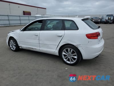 Drugie zdjęcie samochodu z przodu: 2013 AUDI A3 PREMIUM VIN:WAUBJAFM0DA003886 - miniatura