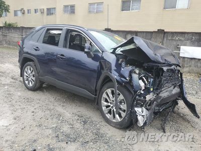 Czwarte zdjęcie samochodu z boku: 2024 TOYOTA RAV4 XLE PREMIUM VIN:2T3C1RFV4RW315703 - miniatura
