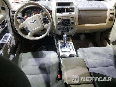 Zdjęcie 8 z 15 samochodu: 2009 FORD ESCAPE HYBRID VIN:1FMCU59369KC21031 - miniatura