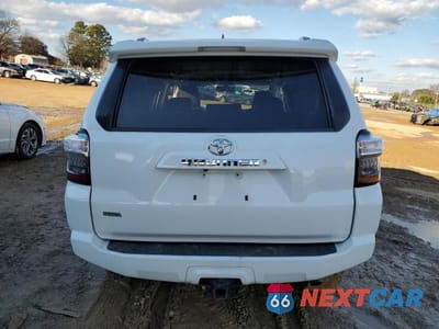 Zdjęcie 6 z 14 samochodu: 2015 TOYOTA 4RUNNER SR VIN:JTEBU5JR6F5263205 - miniatura