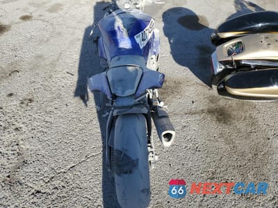 Zdjęcie 6 z 10 samochodu: 2024 YAMAHA YZFR1 VIN:JYARN66E4RA004103 - miniatura