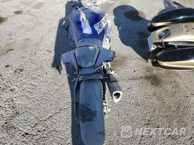 Zdjęcie 6 z 10 samochodu: 2024 YAMAHA YZFR1 VIN:JYARN66E4RA004103 - miniatura