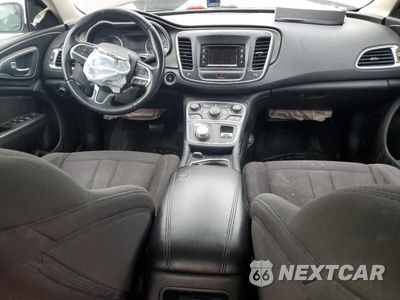 Zdjęcie 8 z 12 samochodu: 2015 CHRYSLER 200 LIMITED VIN:1C3CCCAB5FN521270 - miniatura