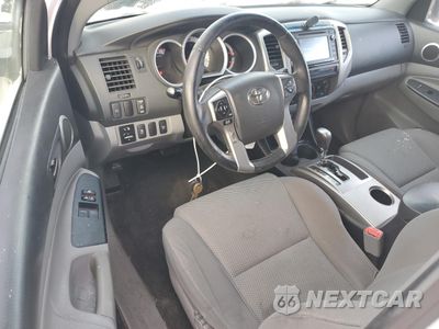 Zdjęcie 8 z 12 samochodu: 2015 TOYOTA TACOMA ACCESS CAB VIN:5TFUU4EN9FX135494 - miniatura