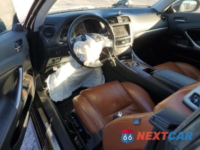 Zdjęcie 8 z 14 samochodu: 2012 LEXUS IS 250 VIN:JTHFF2C23C2523988 - miniatura