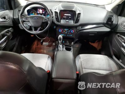 Zdjęcie 8 z 15 samochodu: 2019 FORD ESCAPE SE VIN:1FMCU0GD9KUC27754 - miniatura