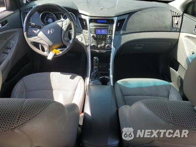 Zdjęcie 8 z 14 samochodu: 2013 HYUNDAI SONATA SE VIN:5NPEC4AC3DH505715 - miniatura