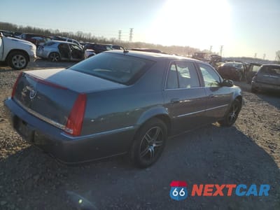Trzecie zdjęcie samochodu z tyłu: 2006 CADILLAC DTS VIN:1G6KD57Y66U131668 - miniatura