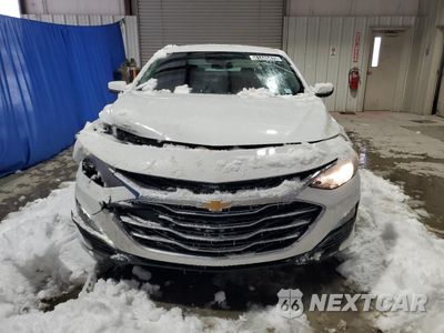 Piąte zdjęcie samochodu w środku: 2025 CHEVROLET MALIBU LT VIN:1G1ZD5ST6SF146881 - miniatura