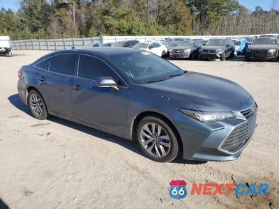 Czwarte zdjęcie samochodu z boku: 2022 TOYOTA AVALON XLE VIN:4T1JZ1FBXNU082985 - miniatura