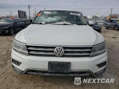 Piąte zdjęcie samochodu w środku: 2019 VOLKSWAGEN TIGUAN SE VIN:3VV2B7AX7KM017533 - miniatura