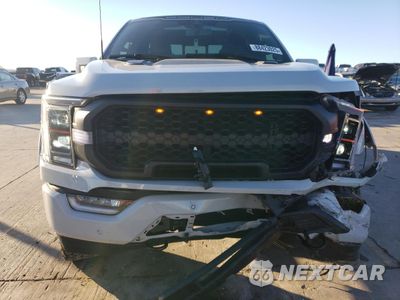 Piąte zdjęcie samochodu w środku: 2023 FORD F150 SUPERCREW VIN:1FTFW1E57PFC56646 - miniatura