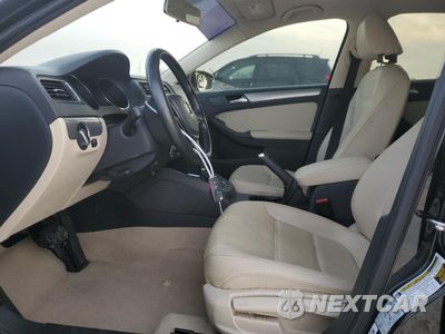 Zdjęcie 8 z 15 samochodu: 2016 VOLKSWAGEN JETTA SE VIN:3VWD67AJXGM322133 - miniatura