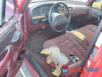 Zdjęcie 8 z 13 samochodu: 1997 FORD F350 VIN:1FDKF38F2VEA87844 - miniatura