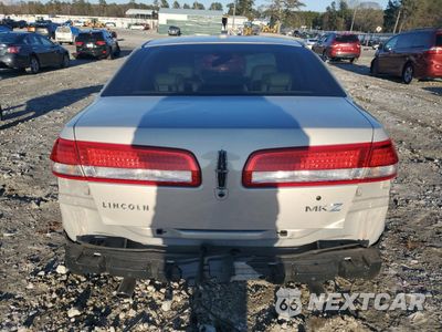 Zdjęcie 6 z 15 samochodu: 2010 LINCOLN MKZ VIN:3LNHL2GC3AR642828 - miniatura