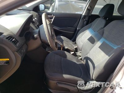 Zdjęcie 7 z 12 samochodu: 2016 HYUNDAI ACCENT SE VIN:KMHCT5AE3GU243764 - miniatura