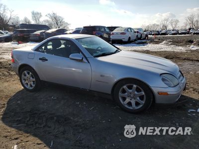 Czwarte zdjęcie samochodu z boku: 1998 MERCEDES-BENZ SLK 230 KOMPRESSOR VIN:WDBKK47F9WF071187 - miniatura