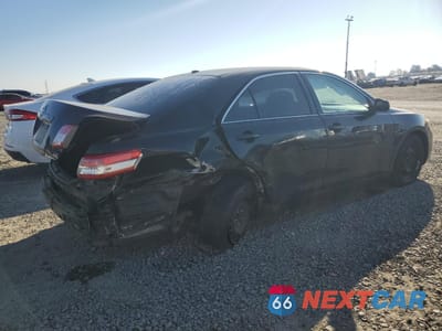 Trzecie zdjęcie samochodu z tyłu: 2011 TOYOTA CAMRY BASE VIN:4T1BF3EK1BU180714 - miniatura