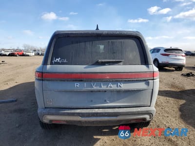 Zdjęcie 6 z 15 samochodu: 2023 RIVIAN R1S LAUNCH EDITION VIN:7PDSGABL5PN007792 - miniatura
