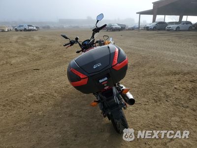 Czwarte zdjęcie samochodu z boku: 2014 HONDA CTX700 N VIN:JH2RC6819EK000063 - miniatura