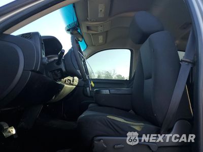 Zdjęcie 7 z 12 samochodu: 2010 CHEVROLET SILVERADO C1500 LT VIN:3GCRCSE08AG289306 - miniatura