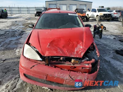 Piąte zdjęcie samochodu w środku: 2000 FORD FOCUS SE VIN:1FAFP34P8YW289920 - miniatura