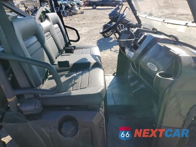 Piąte zdjęcie samochodu w środku: 2013 POLARIS RANGER 800 XP VIN:4XATH76AXDE649108 - miniatura
