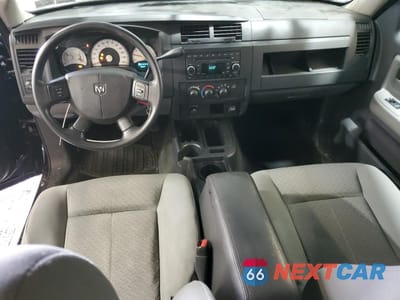 Zdjęcie 8 z 15 samochodu: 2008 DODGE DAKOTA SXT VIN:1D7HW38K38S594548 - miniatura