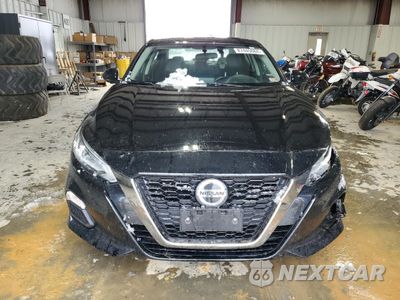 Piąte zdjęcie samochodu w środku: 2019 NISSAN ALTIMA SR VIN:1N4BL4CW9KN316564 - miniatura