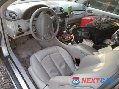 Zdjęcie 8 z 12 samochodu: 2005 MERCEDES-BENZ CLK 320 VIN:WDBTK65J35F121250 - miniatura