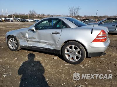 Drugie zdjęcie samochodu z przodu: 1998 MERCEDES-BENZ SLK 230 KOMPRESSOR VIN:WDBKK47F9WF071187 - miniatura