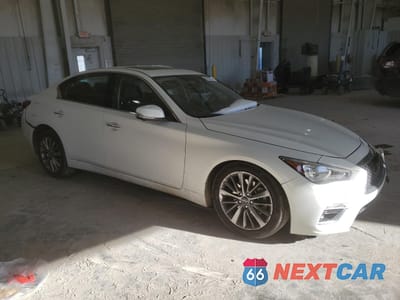 Czwarte zdjęcie samochodu z boku: 2021 INFINITI Q50 LUXE VIN:JN1EV7BP4MM705184 - miniatura
