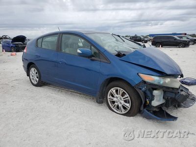 Czwarte zdjęcie samochodu z boku: 2011 HONDA INSIGHT EX VIN:JHMZE2H76BS000127 - miniatura