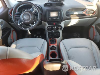 Zdjęcie 8 z 16 samochodu: 2016 JEEP RENEGADE LIMITED VIN:ZACCJBDT5GPD10143 - miniatura