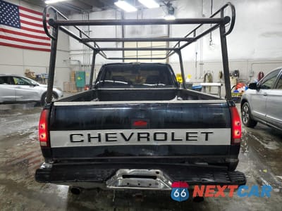 Zdjęcie 6 z 12 samochodu: 1992 CHEVROLET GMT-400 K2500 VIN:2GCFK29K8N1210667 - miniatura