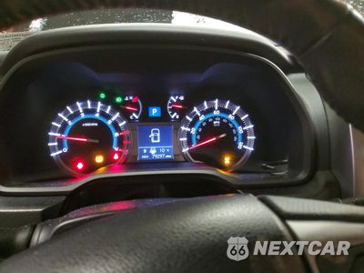 Zdjęcie 9 z 15 samochodu: 2016 TOYOTA 4RUNNER SR5/SR5 PREMIUM VIN:JTEBU5JR2G5284361 - miniatura