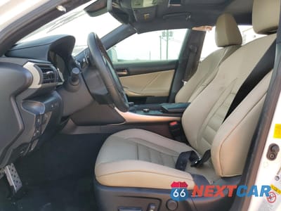 Zdjęcie 7 z 15 samochodu: 2018 LEXUS IS 300 VIN:JTHBA1D27J5082206 - miniatura