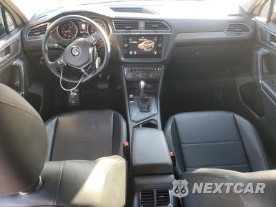 Zdjęcie 8 z 16 samochodu: 2018 VOLKSWAGEN TIGUAN SE VIN:3VV3B7AX1JM041426 - miniatura