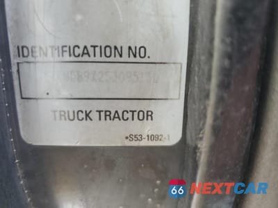 Zdjęcie 10 z 10 samochodu: 2005 KENWORTH CONSTRUCTION W900 VIN:1XKWDB9X25J095130 - miniatura