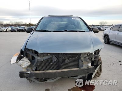 Piąte zdjęcie samochodu w środku: 2000 TOYOTA SIENNA LE VIN:4T3ZF13C2YU277578 - miniatura